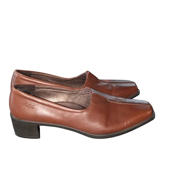 Ecco | Shoes | Ecco Loafer Leather Square Toe Split Front  display picture 2